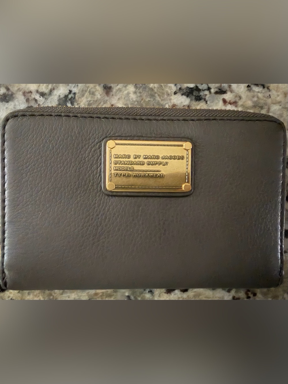 Marc by Marc Jacobs Leather Wristlet with Gold Plate - Picture 2 of 3